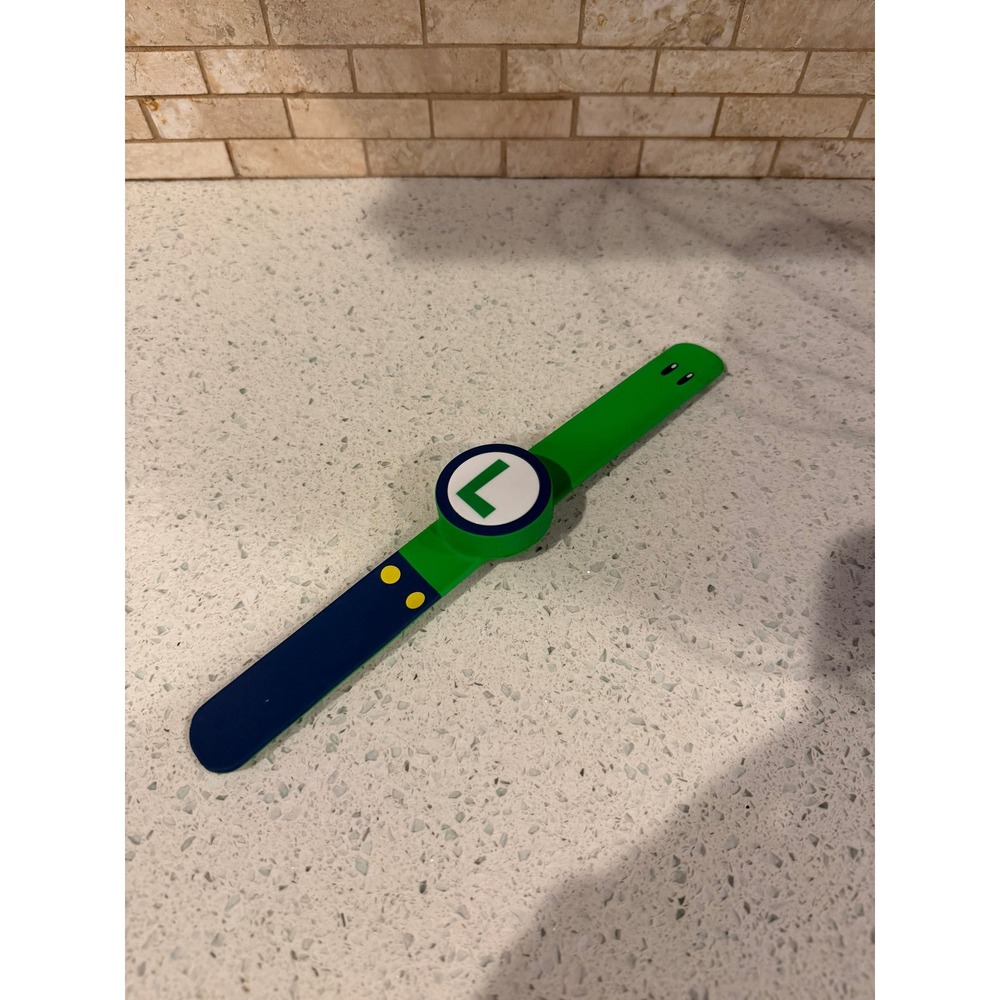 Universal Studios Super Nintendo World Luigi Power Up Band